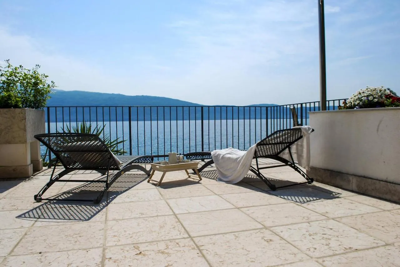 Villa I Cipressi - Theater Home Toscolano Maderno